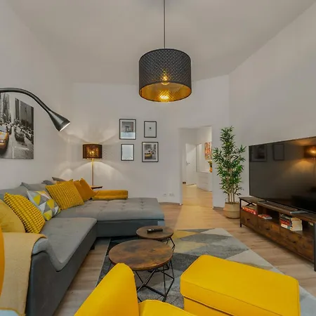 Loc - Altstadtlage Апартаменты Ольденбург